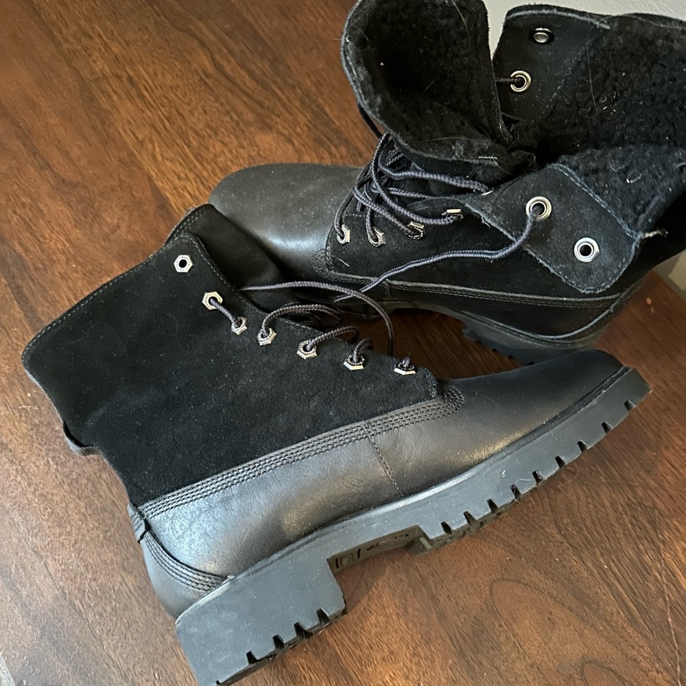 Black Timberland Boots